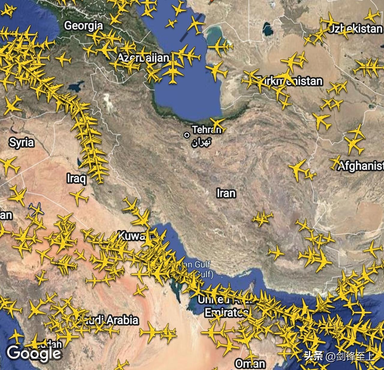 伊朗和伊拉克领空已经没有任何民航飞机，以色列和美国肯定还会继续发动空袭，伊朗的反