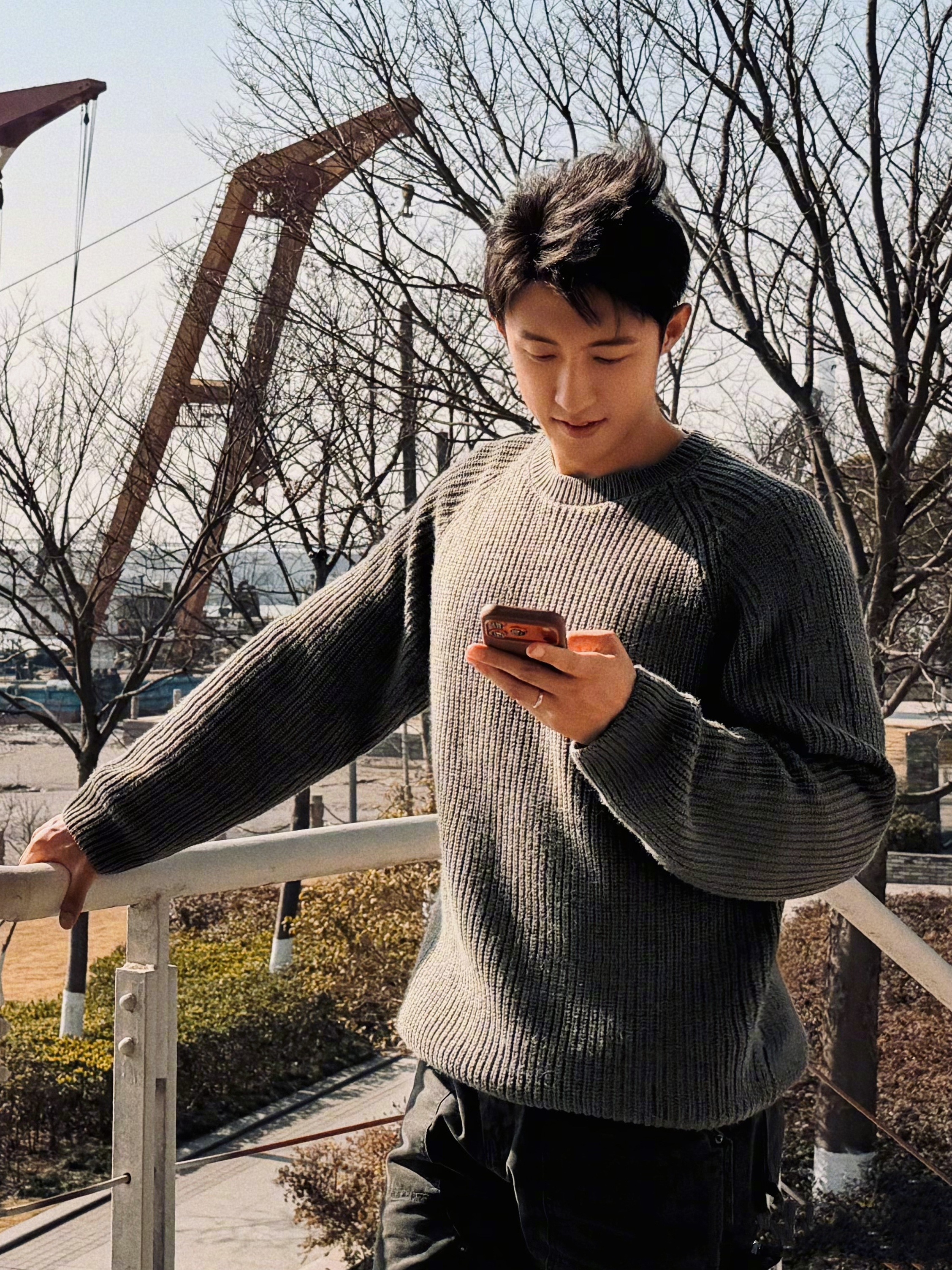 昨天太累了，没仔细看留言，今天复查了一下，突然意识到9号六公主的春节档集体发布会