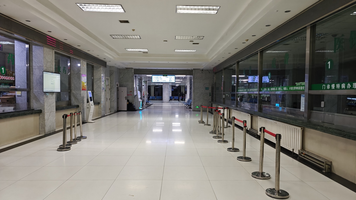 内蒙古硝化车间爆炸多名伤者已出院，58岁老员工被钢管砸中肋骨