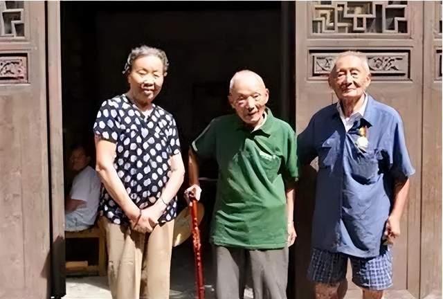 1938年，国民党政府成立了一个让无数人闻之色变的组织——国民政府军事委员会调查