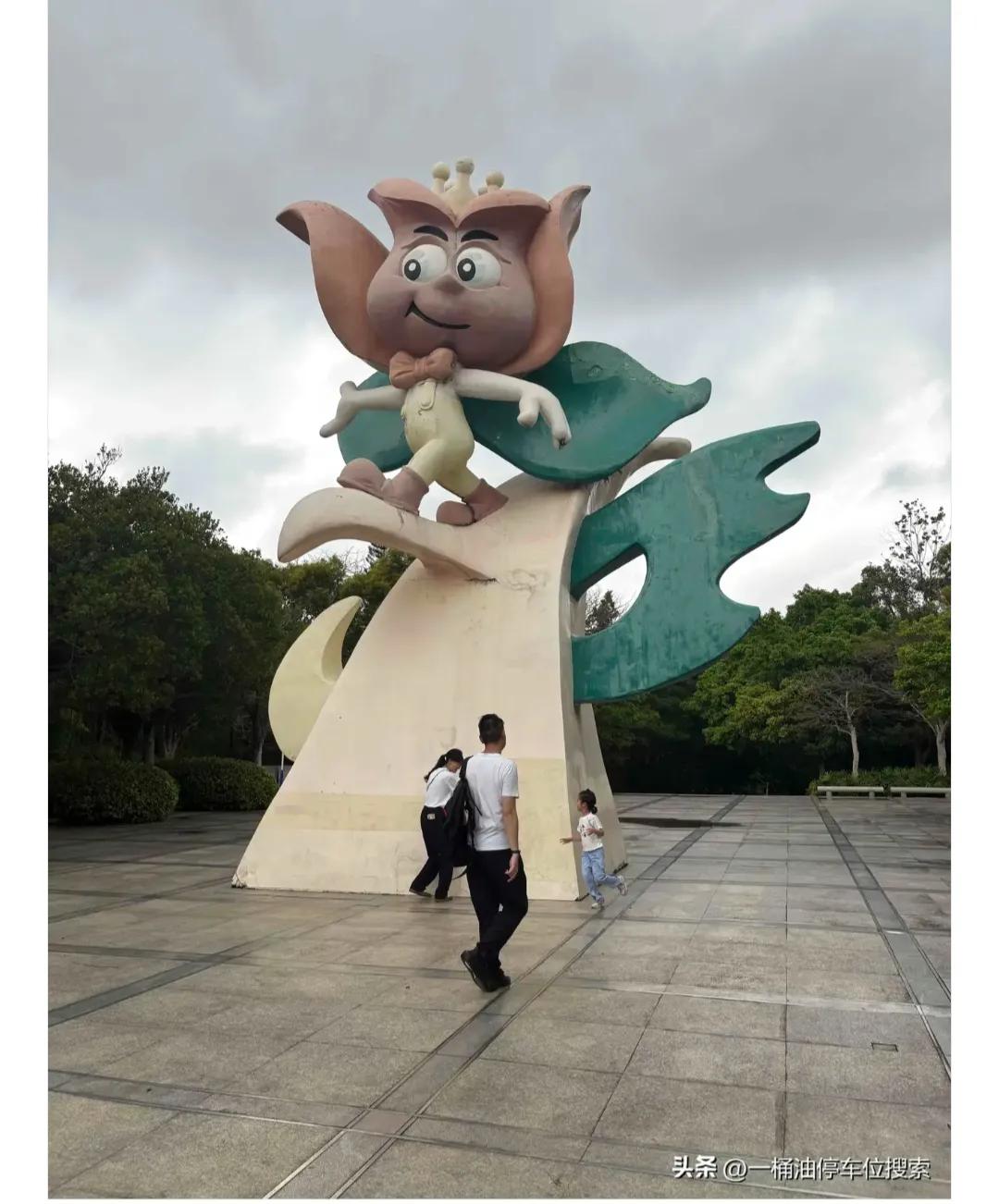 小人如下，既形似，又神似。