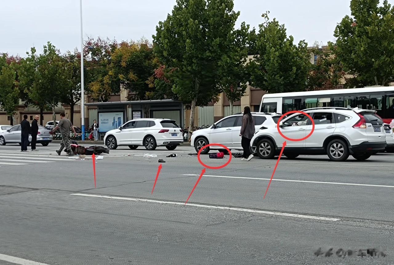 【真不知道意外和明天哪个先到？】一场车祸！毁掉的是两个家庭！“宁停三分、不抢一秒