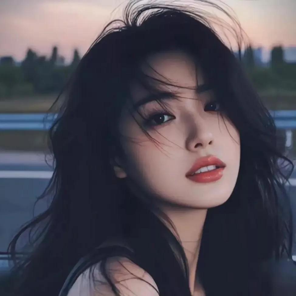 温柔晚风吹过，心动瞬间定格。