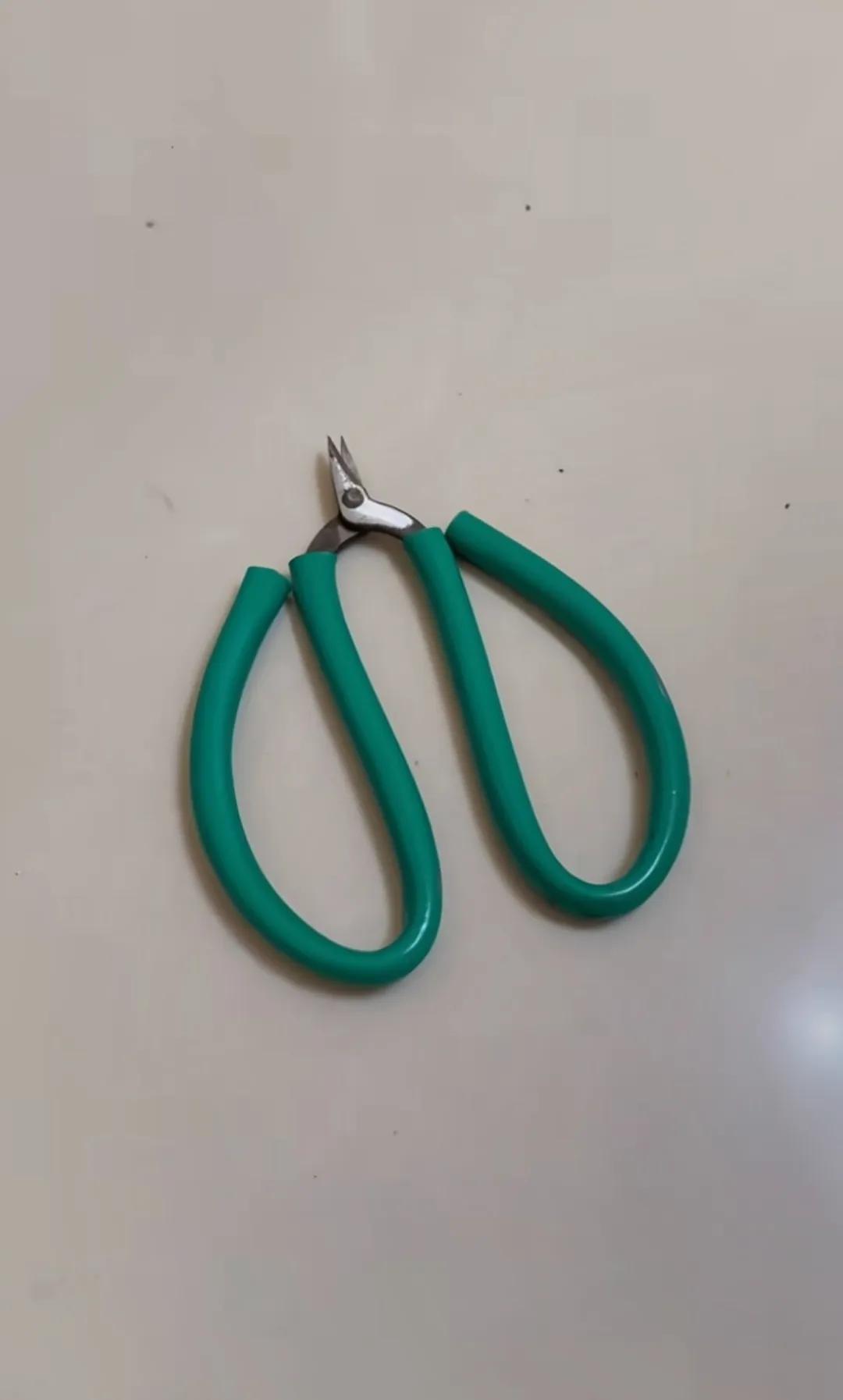 头一次见这种剪刀，这是干啥用的呢？