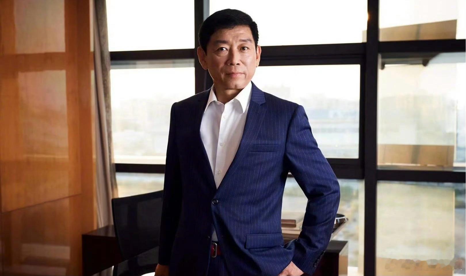 哈哈哈 感觉有点可爱呀，纯展现个人魅力。我看了网友评价都建议多拍～而且这次就纯个