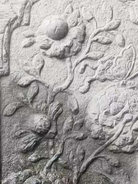 啥寓意？没看懂，凤凰、蝴蝶怕，还有三种啥花？你的微信头像是什么，有什么寓意吗