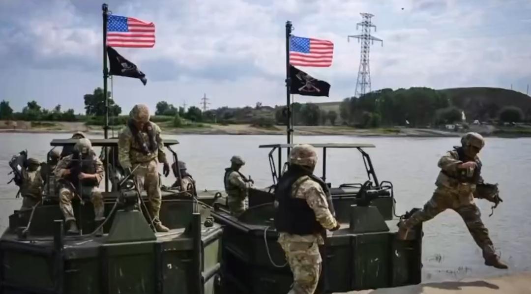 美国国会刚刚通过了一项国防法案，该法案将美军继续留在欧洲，

为乌克兰提供两年的