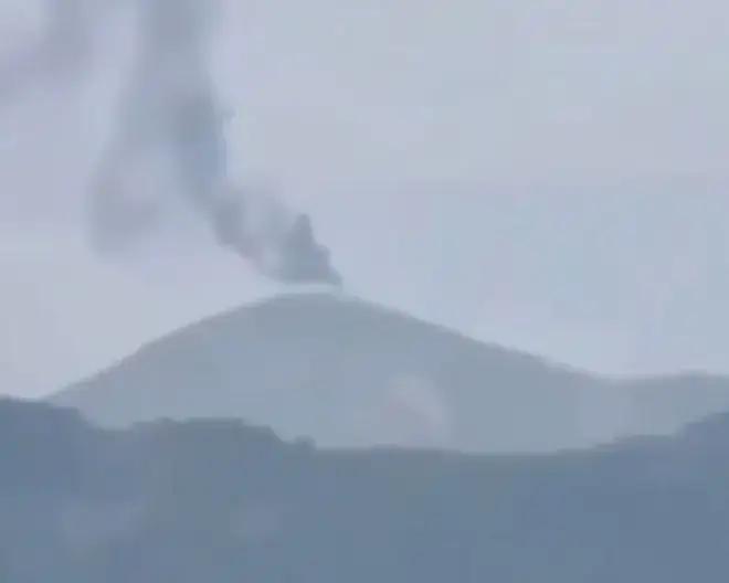 伊朗伊斯兰革命卫队此次动用弹道导弹，精确打击了位于伊拉克北部哈拉布贾附近山顶的库