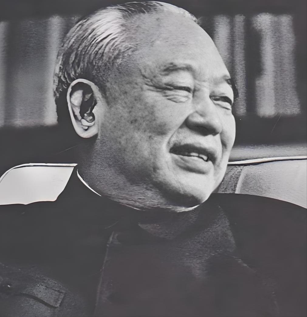 一个清晨，北京南苑机场出现了一幕少见的场景：一箱箱用于油田建设的特种焊条，被紧急