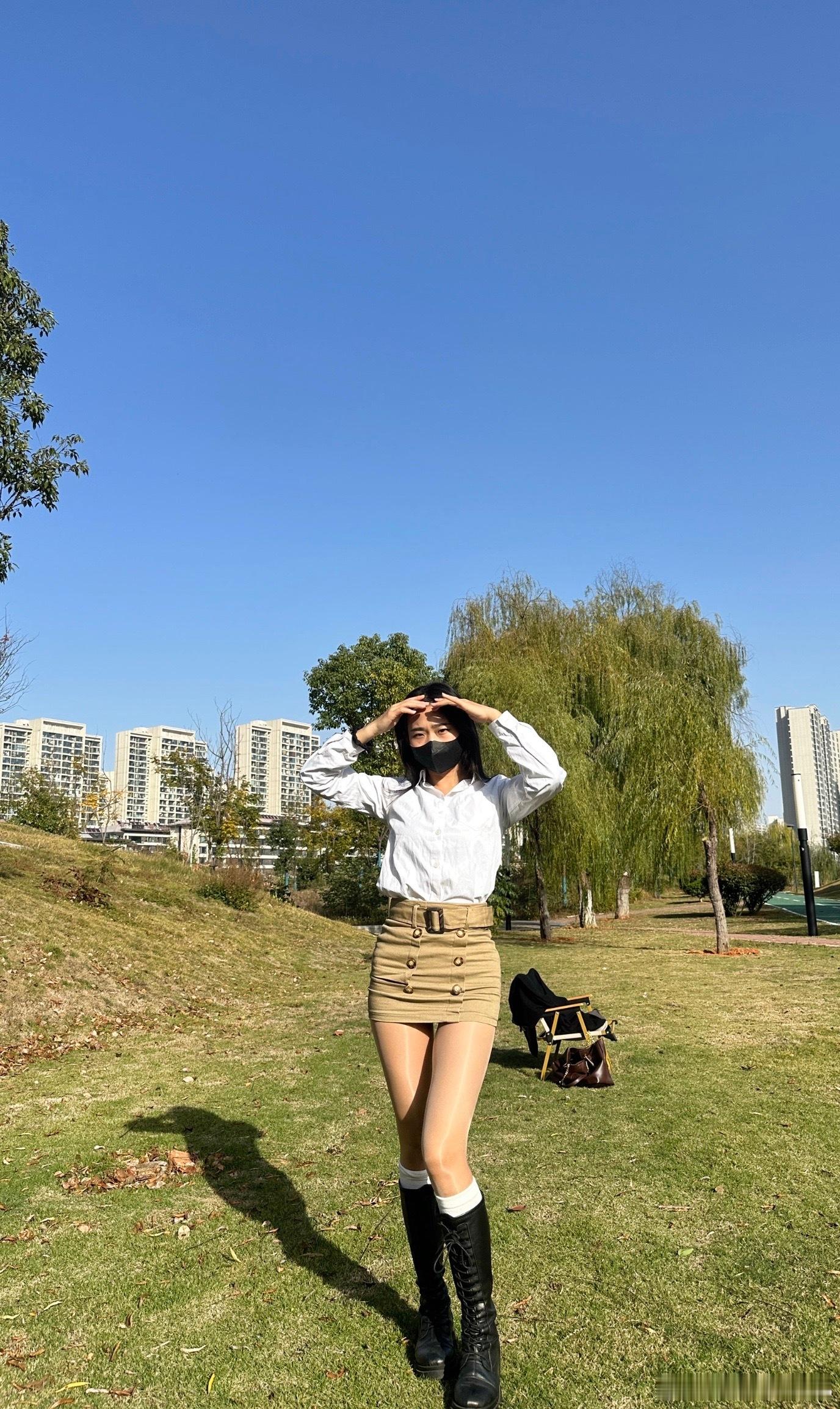 这天气白天真跟个夏天一样 