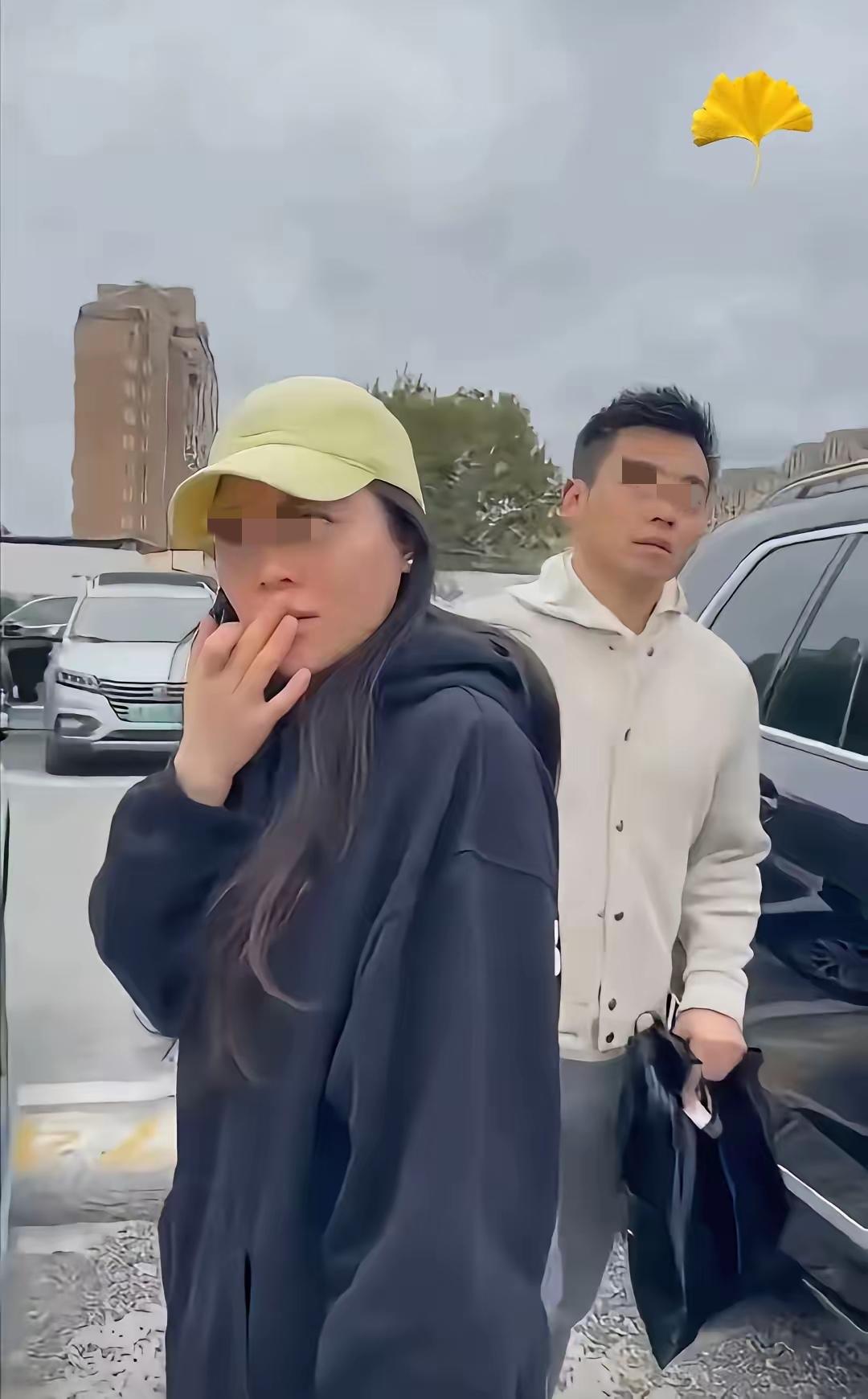 不止上海人知道
全guo网友都在扒这事儿！
估计律所现在肠子都悔青了，怎么招了这