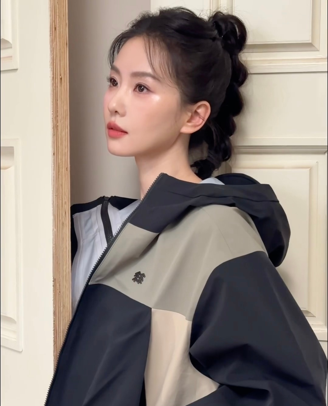 #刘诗诗重返十八岁#是不是妆造原因呀，这个嘴巴感觉和以前不一样了。姐姐这状态真的