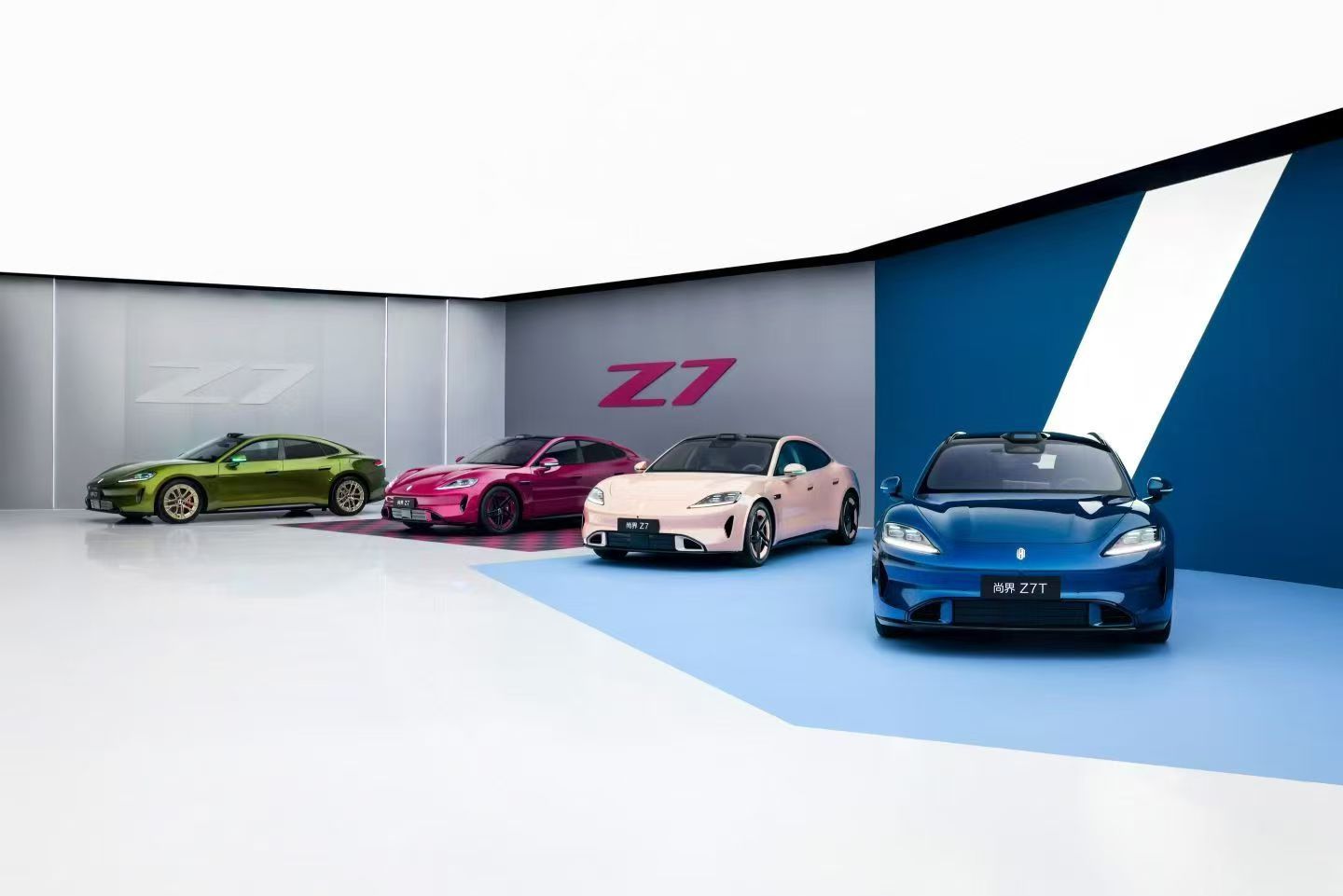 尚界Z7携手肖战登陆北京车展还以为肖战去车展了，结果没去，太可惜了，不过还是不影