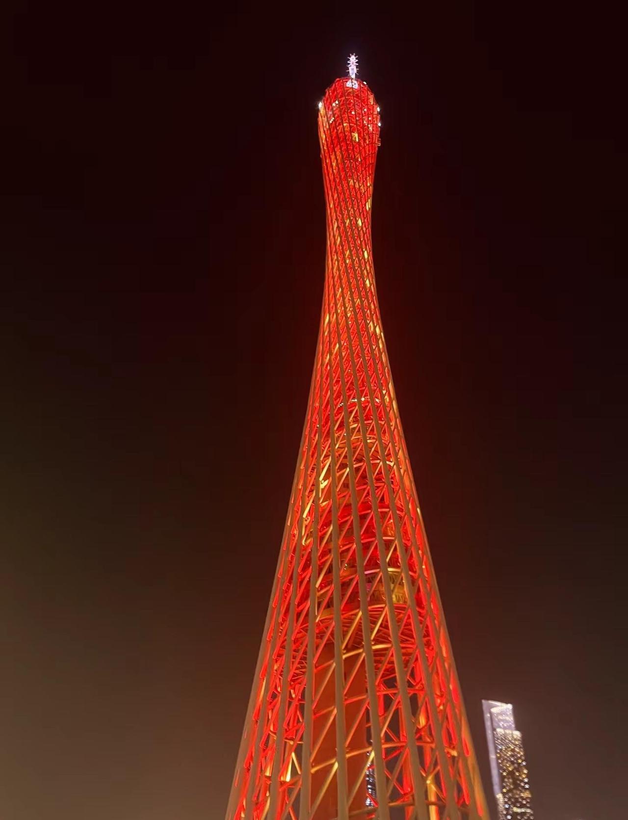美丽的广州塔夜景 广州塔 广州小蛮腰广州塔
