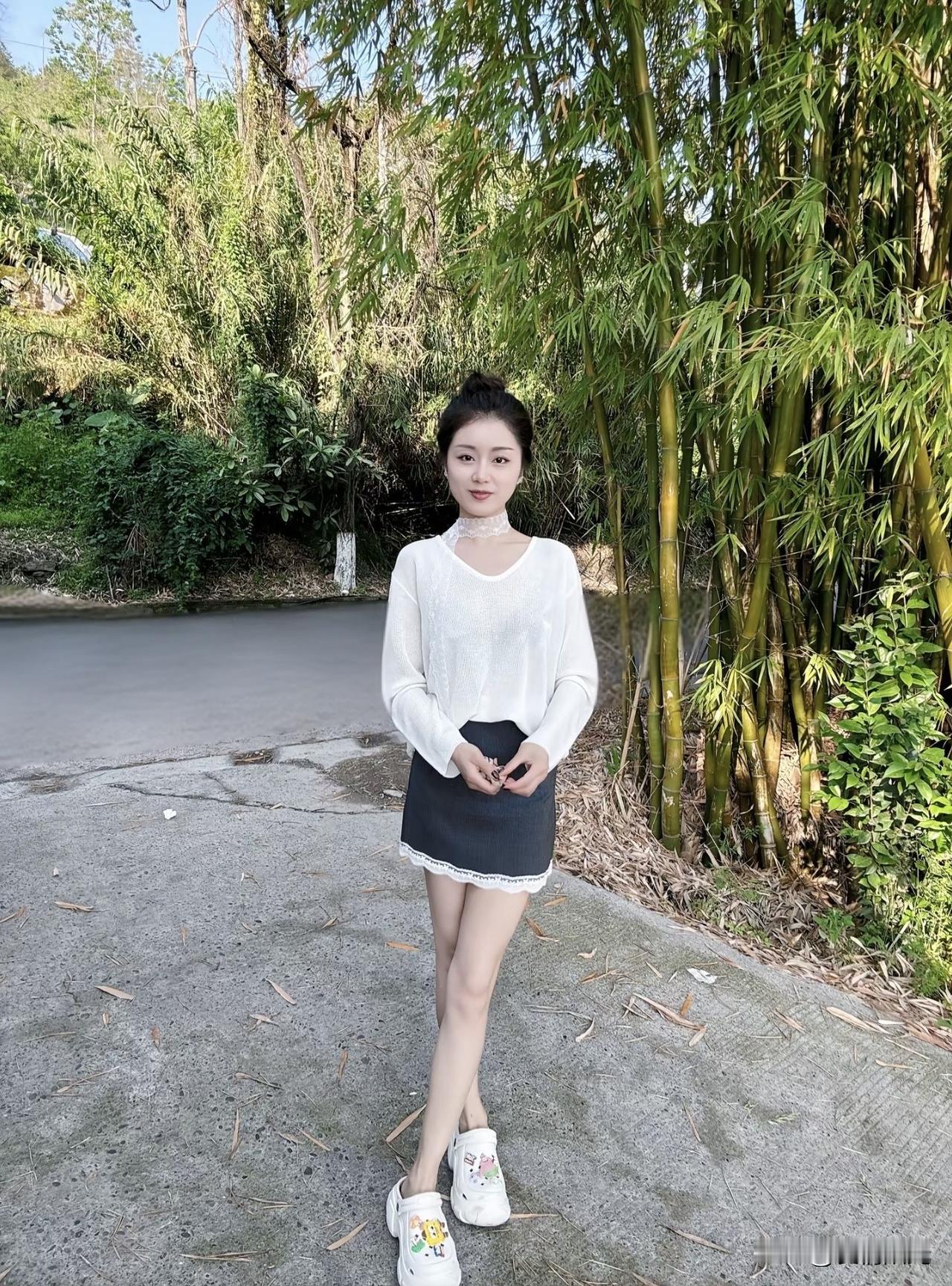 信不信一个不爱你的女人
一旦找到下家有了新欢后
她绝情和狠心的那个样子
完全会超