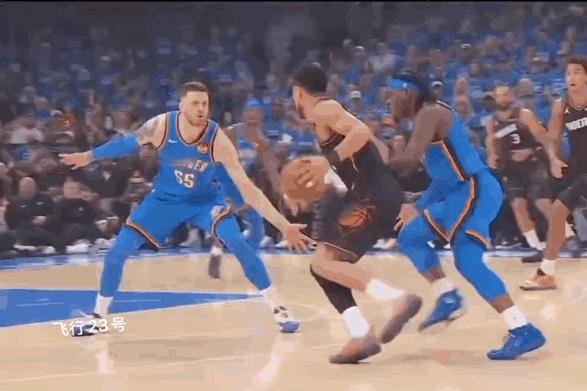 布克学亚历山大打球失败！
图一：季后赛太阳对阵雷霆G1，在雷霆主场布克竟然学雷霆