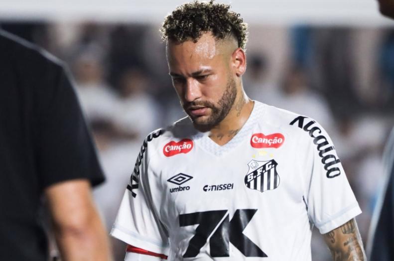 北京时间11月25日早上8点，巴甲第35轮，桑托斯主场对阵巴西国际。据巴西TNT