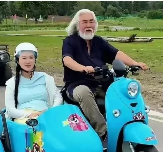 有点明白张纪中和杜星霖为何能做夫妻了！
