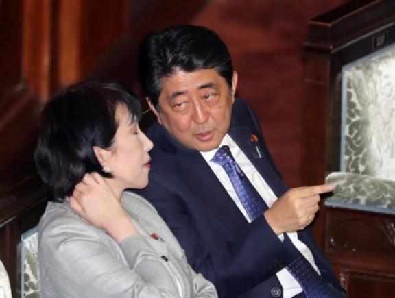 中国已经惹不起，全世界应该都有了同感：中美冲突，美国股债汇三杀，特朗普气急败坏，