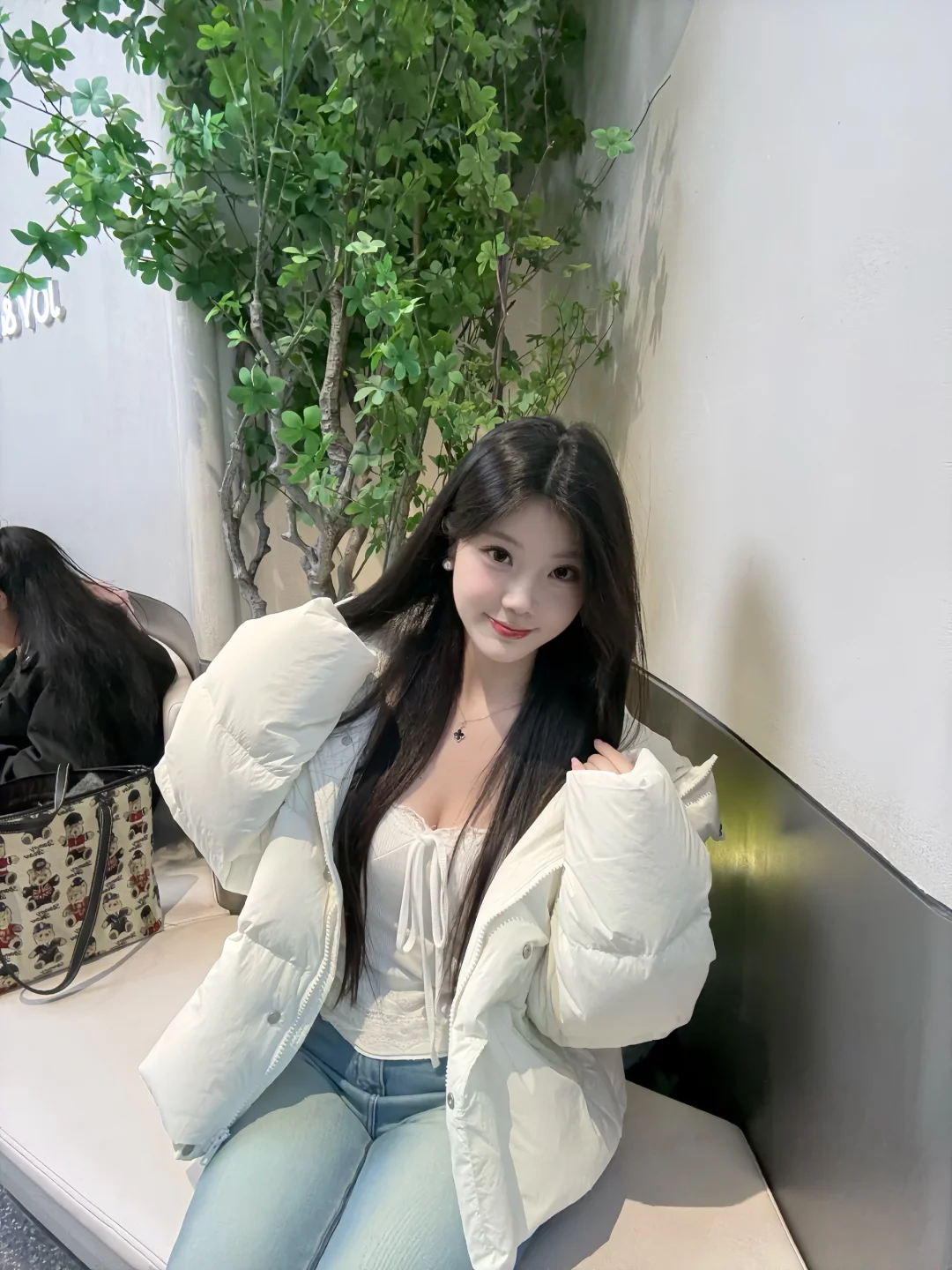 16pm调色盘拍冷白皮还是有点太权威了