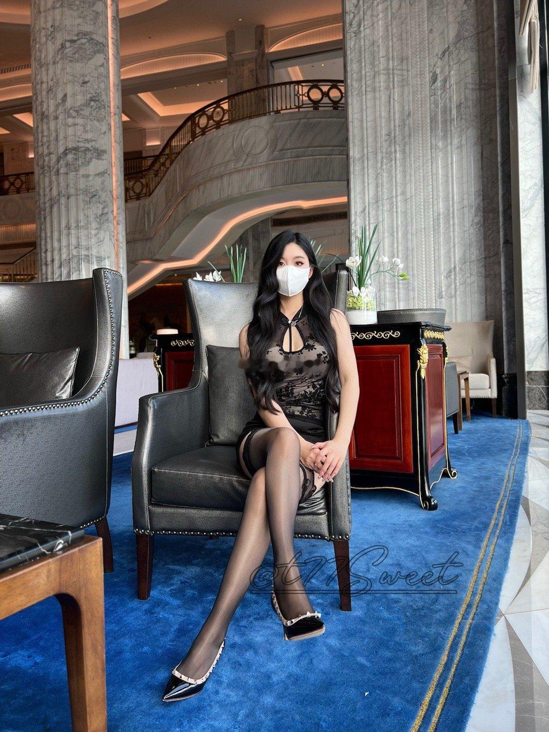 漂亮的女人如果太天真 不叫尤物叫猎物 ​​​