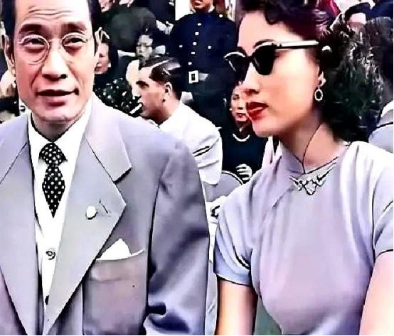 粤剧名家红线女到了晚年，特意把三个子女叫到跟前，平静地撂下一句瞒了大半辈子的话：