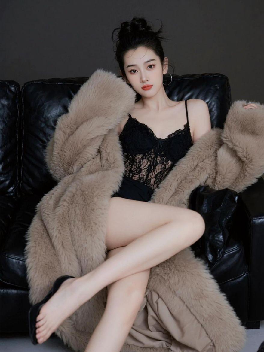 AI皮草时尚照 抖音ai创作抖音玩法合伙人计划。