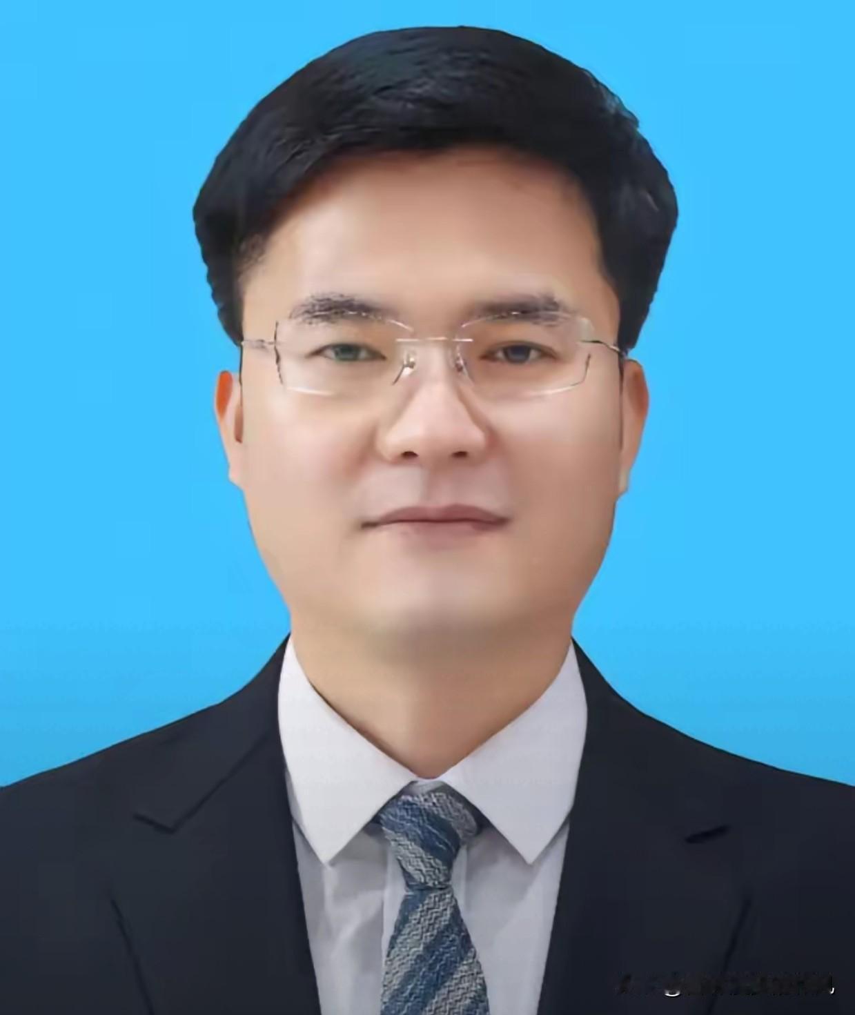 王正儒落幕，才华如何难抵诱惑？王正儒被查了，大家都在看。他曾表现行，谁都以为，会