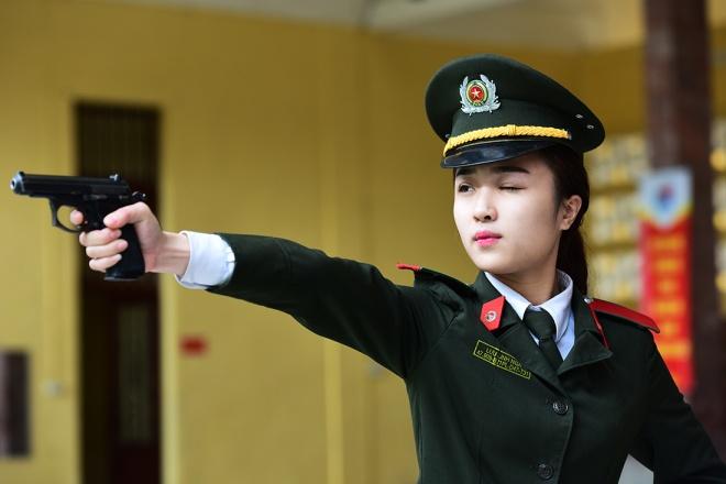 越南公安的三大佩枪之一，K54  K59  捷克cz83
CZ 83手枪是Cze