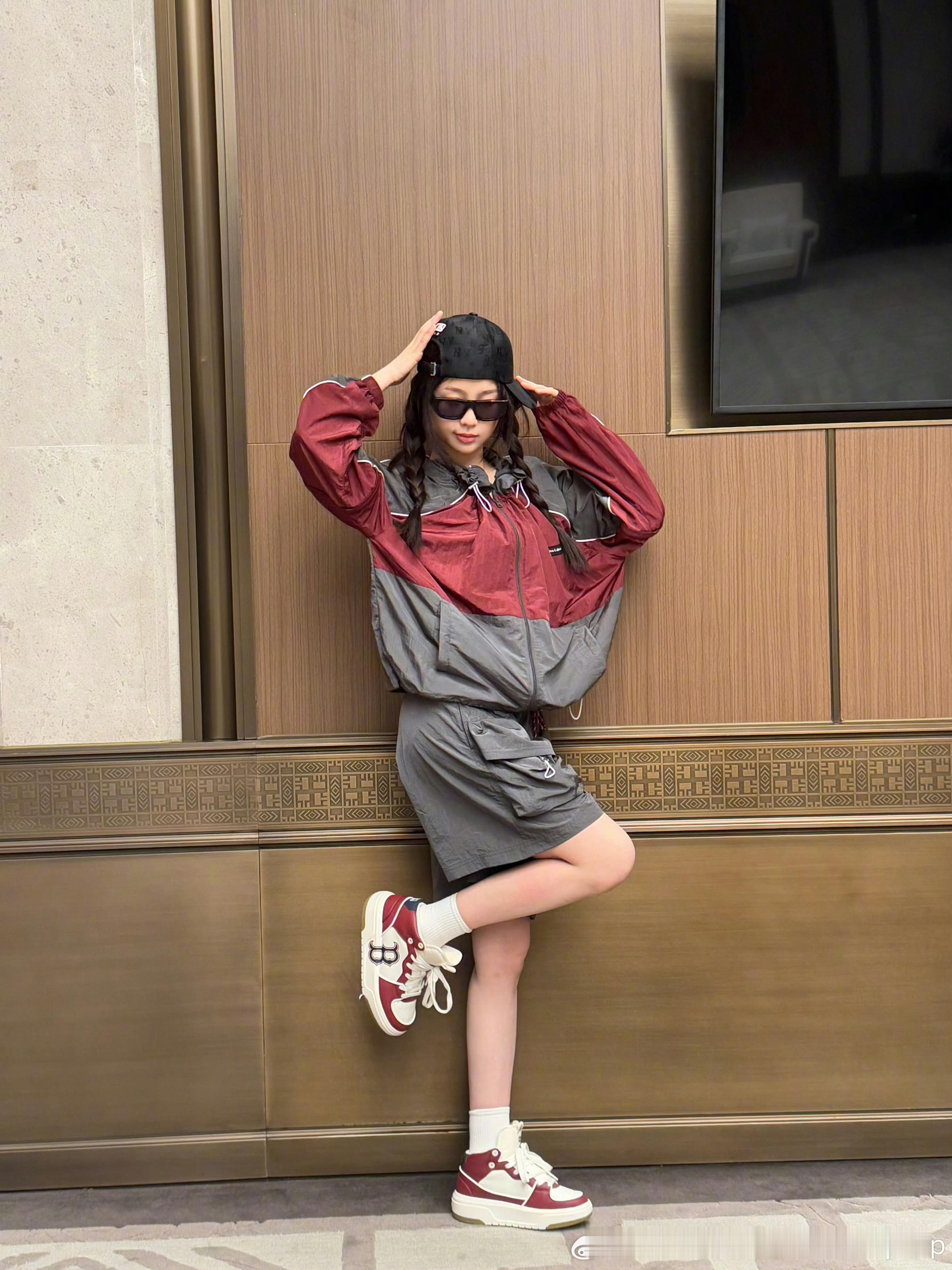 虞书欣Hi6录制出发！《嘘国王在冬眠》主创团建[彩虹屁][彩虹屁] 