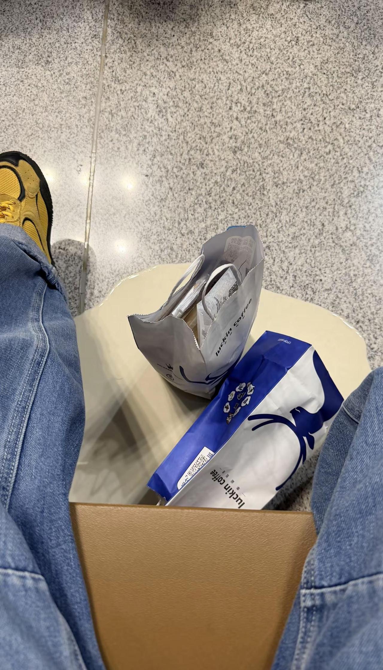 不敢苦笑 怕奶茶大雨电摩菜心荒村绿豆汤风头子没陷的包子觉得我不服