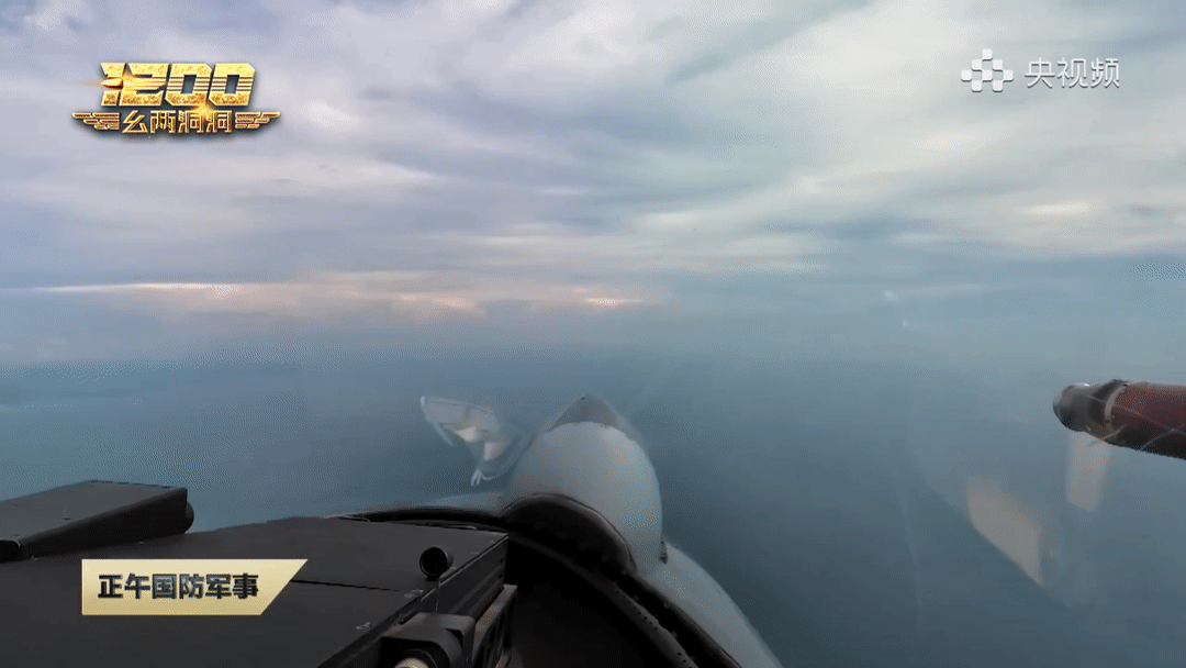 歼-10C打霹雳-15烽火问鼎计划制胜空天