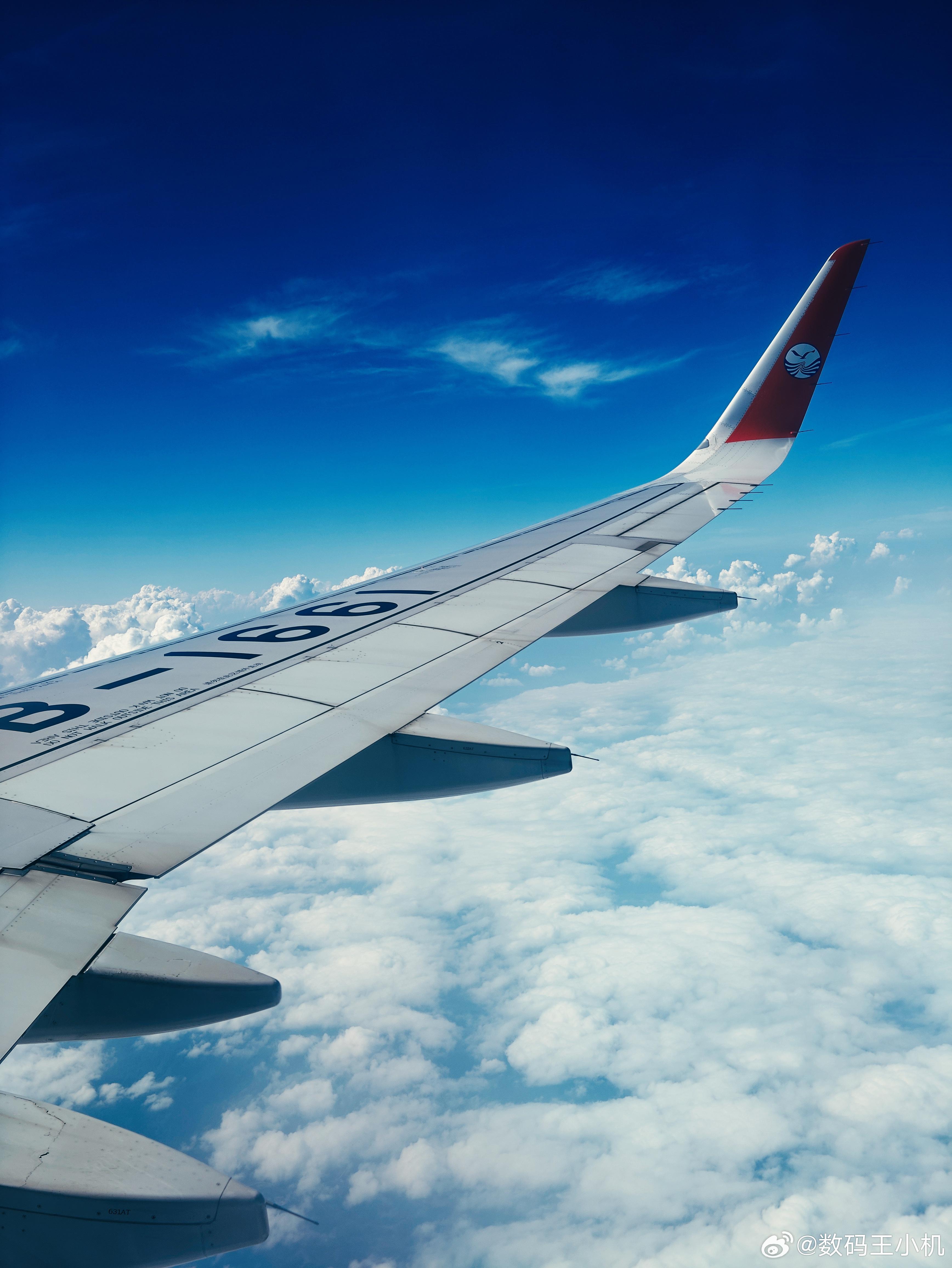 在北京赶飞机不用提前两小时傻等了没有托运行李的就应该这样呀，像坐高铁一样，不要让