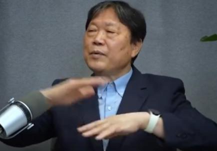 中国不打算救助美国了！美国国内36万亿美元的国债正在爆发，然而在08年金融危机，