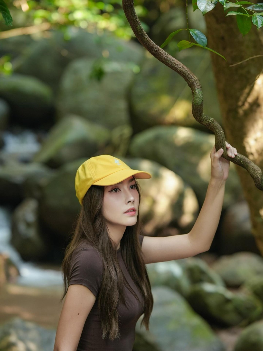 Hana Lewis｜IG更新🖤IG：I have a therapist, 