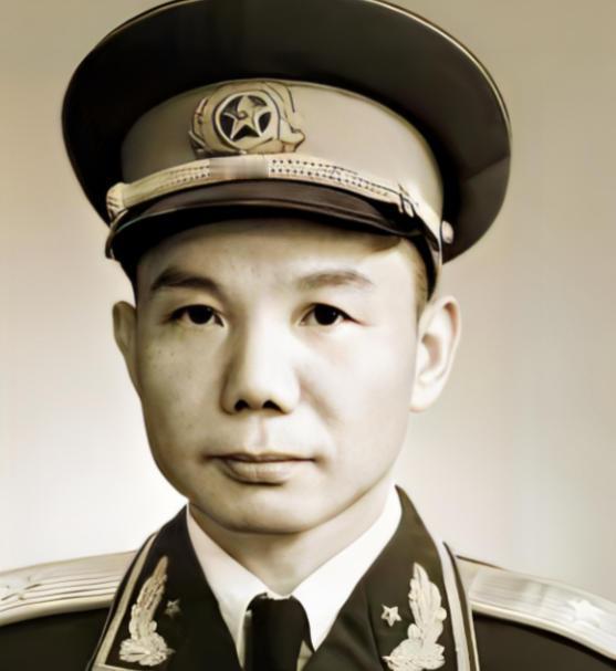 1937年，两个虚弱不堪的红军来到了甘肃镇原县，张口就要见刘伯承，谁知刘伯承刚出
