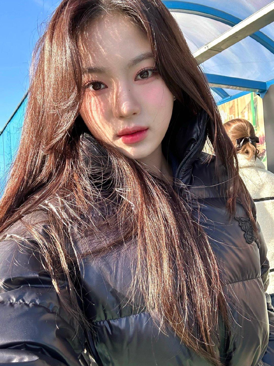 Isa李彩煐 ​​​