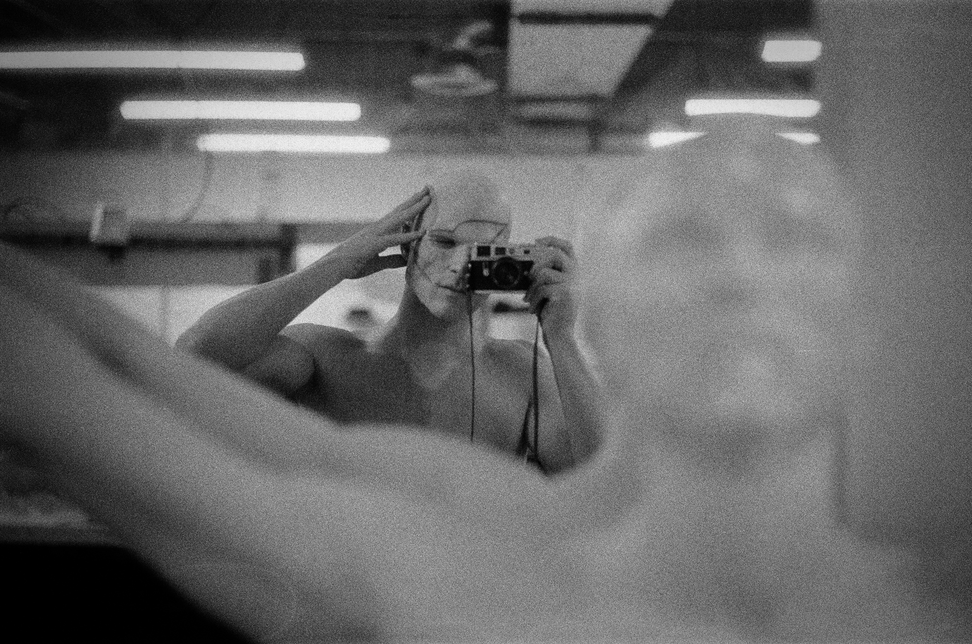 爱拍照、爱学习的科学怪人。 ​​​