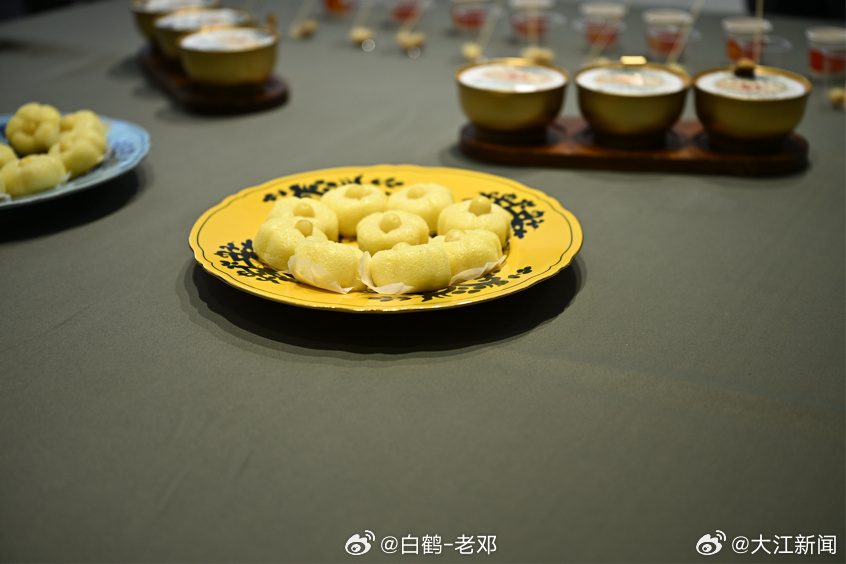 赣莲飘香广昌路上2026广昌莲花旅游文化节 【舌尖莲味的“十八变” “炉小莲”把