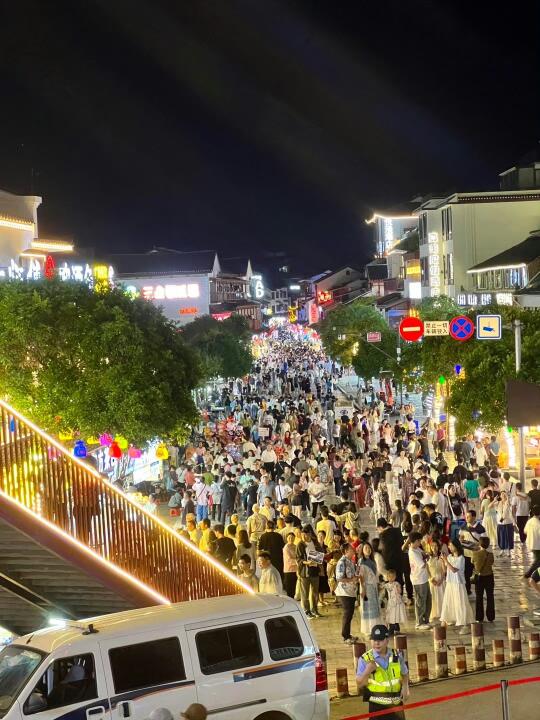 桂林真实现状，人挤人🥵五一来的建议。。