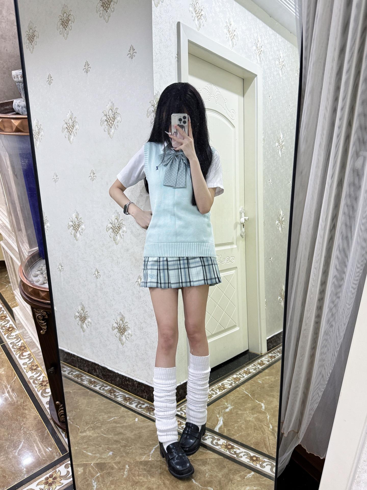 围着我转就行了 你哪有那么多事要干