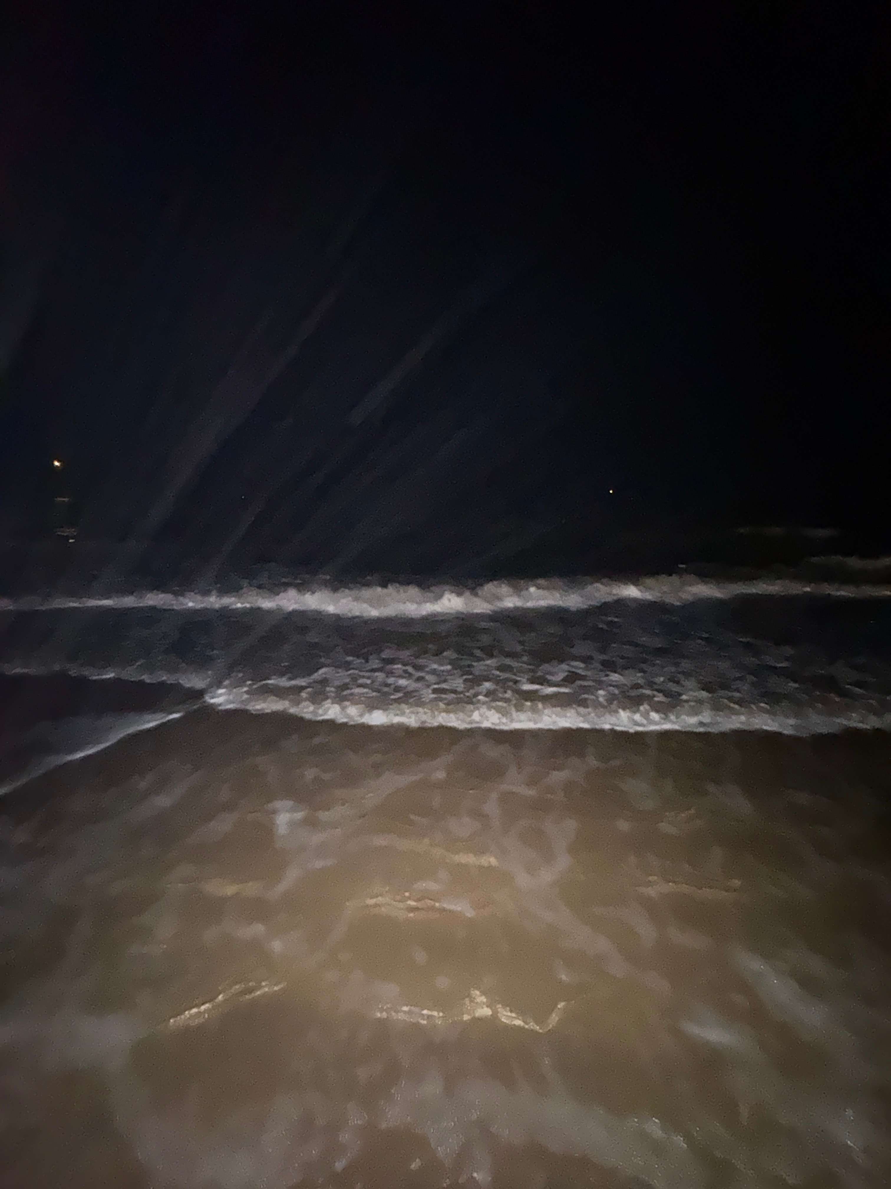 写信告诉我，今天海是什么颜色 ​​​