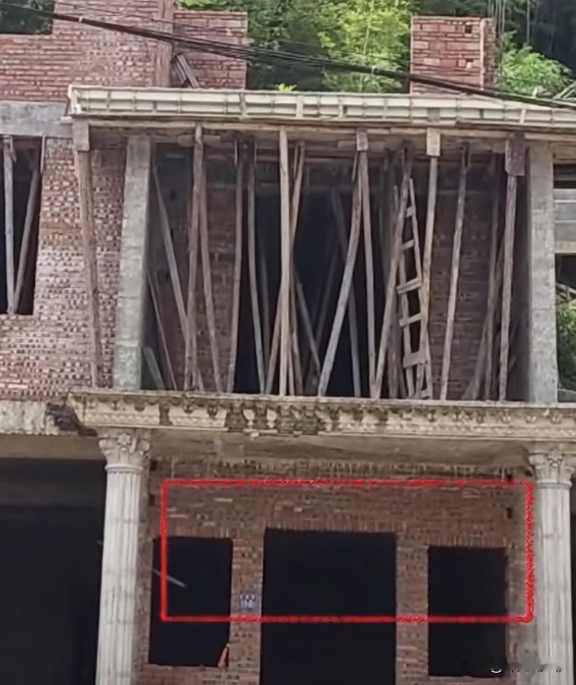 门窗不做过梁真的安全吗⁉️
这样建房大家有什么看法呢⁉️