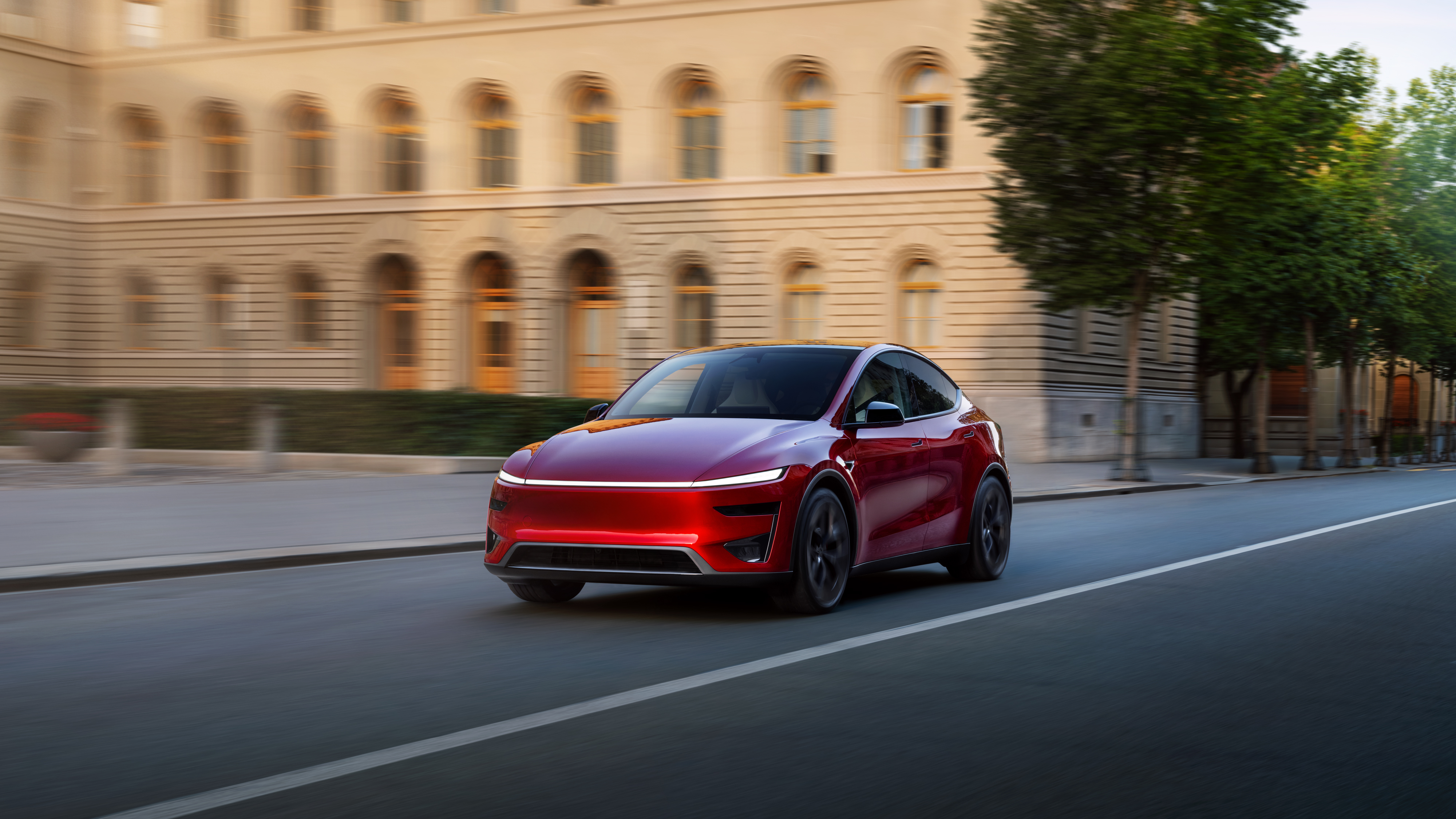 特斯拉 Model Y——可能是——连续第 3 年成为不分动力形式不分细分市场的