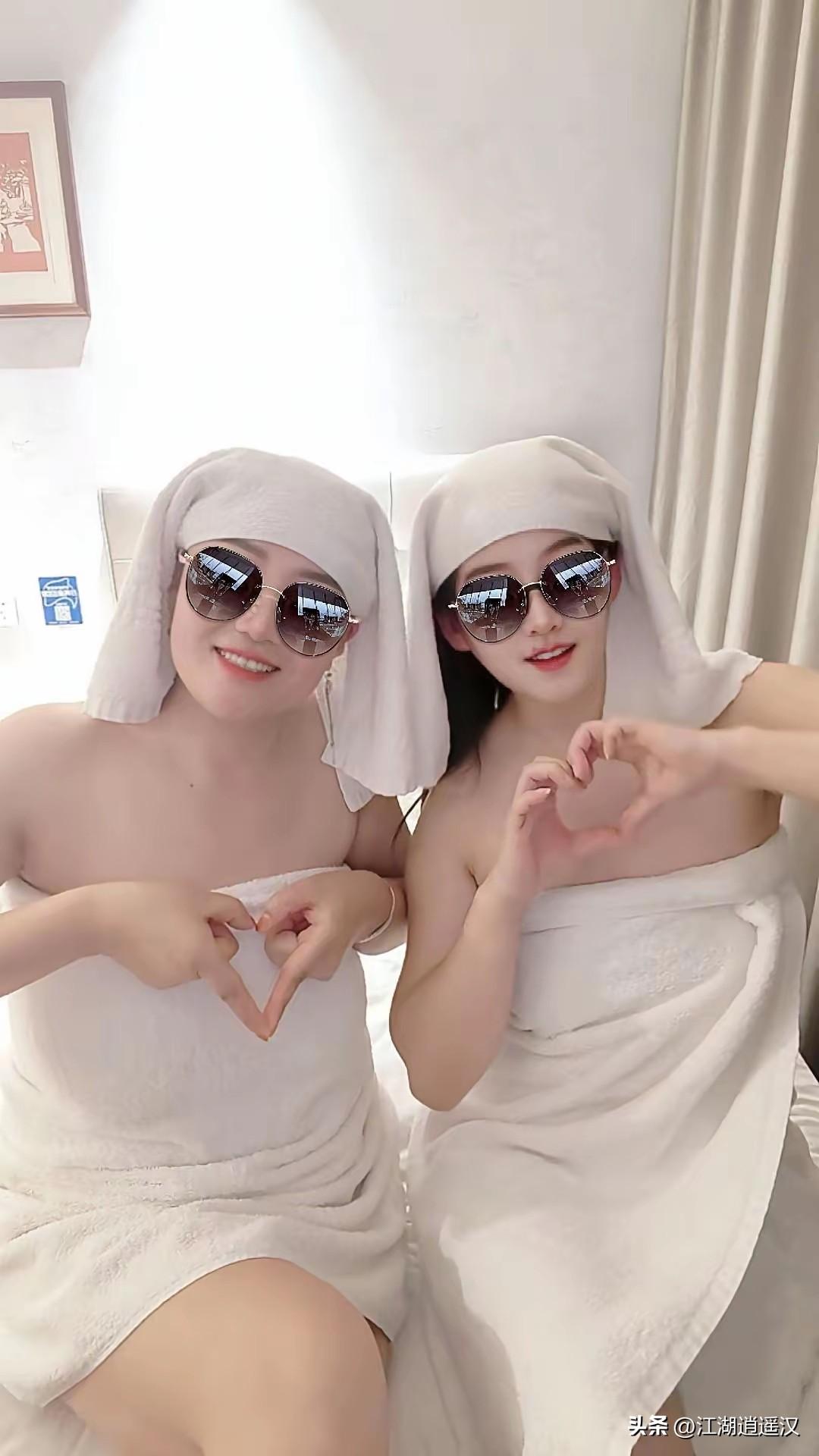 有个同频的姐妹多欢乐！不用端着，不用装着，怎么舒服怎么来。不用在意形象，不用刻意