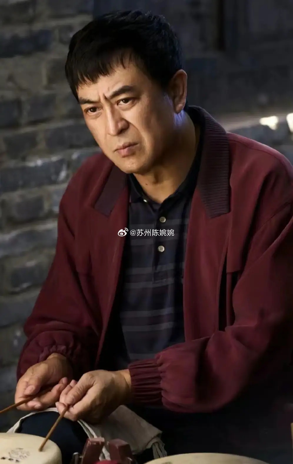 张嘉益能不能再次红透我不知道但是我知道这次演了胡三元过后，他会把很多导演惊艳到。