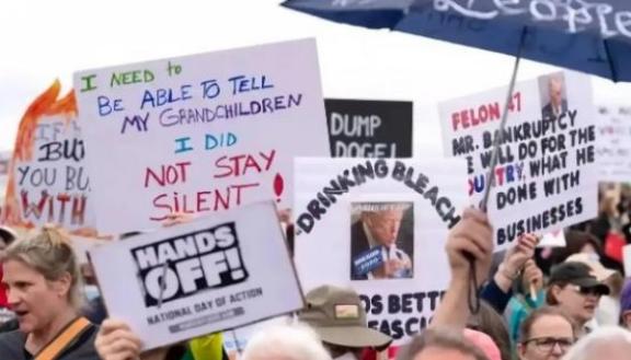 美国人终于明白了一个道理：只要不和中国打关税战，和其他的国家、地区、团体都可以打