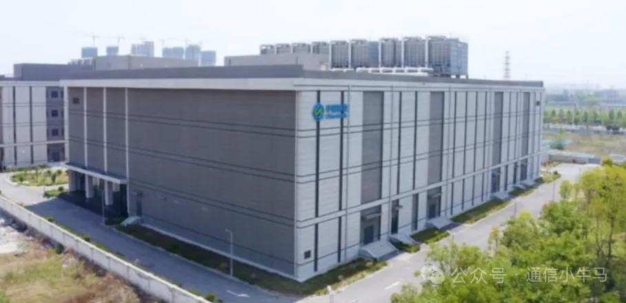 3.7亿大标！河南移动郑州智算中心落地，21533KW算力冲刺
 
2026年6