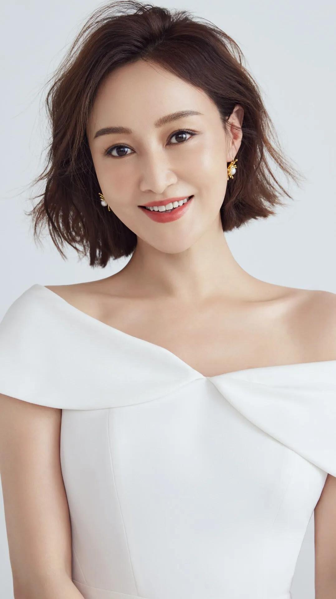 当年，赵子琪爱上有妇之夫的杨柳，杨柳果断为她离婚，可是没过多久杨柳却移情别恋，多