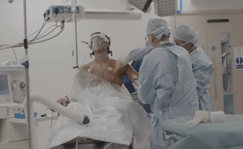 贝林厄姆：“我的肩伤让我真的很担心，担心所有可能出问题的情况，这真的是我这辈子最